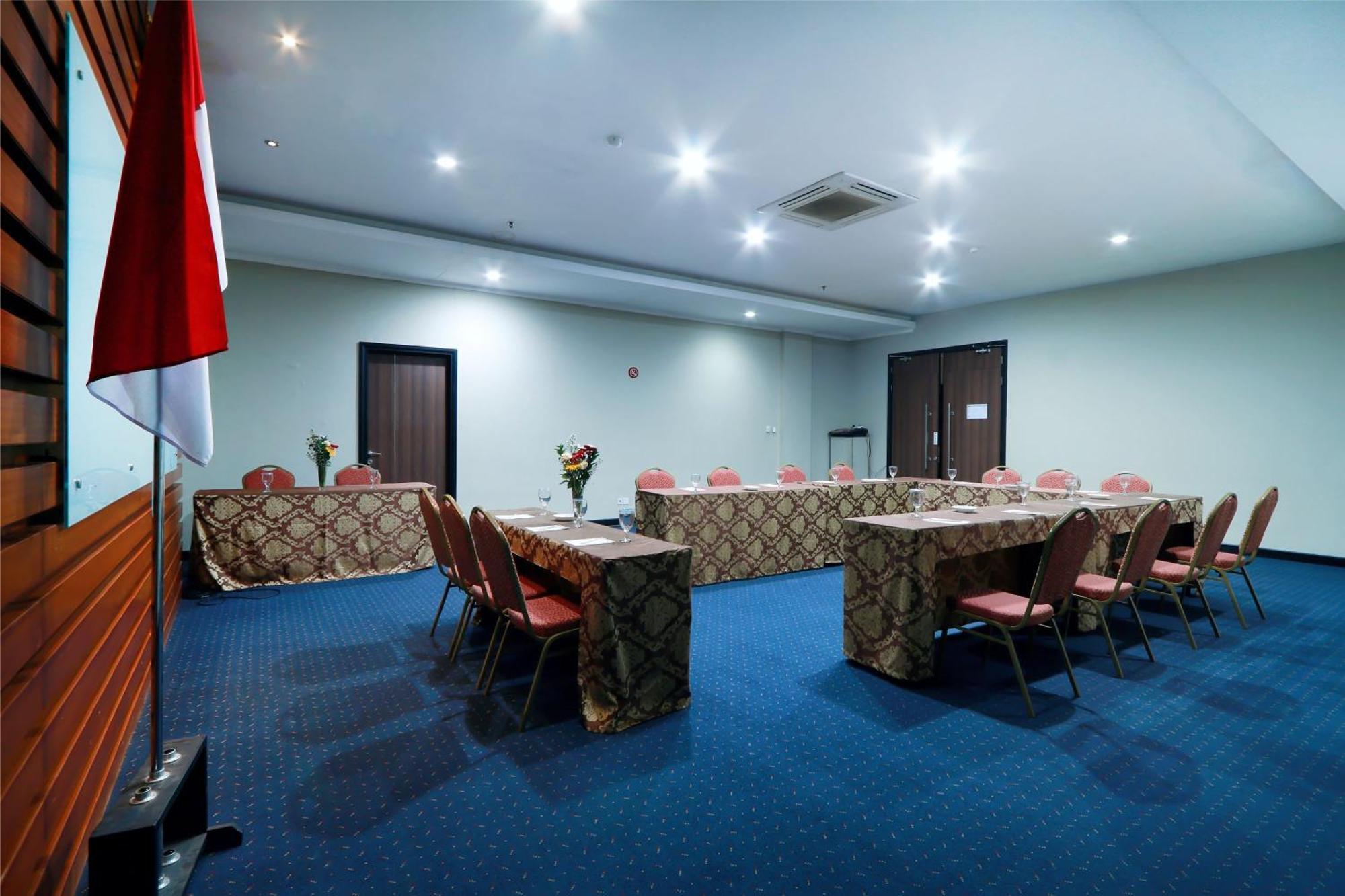 Hotel Dafam Pekalongan Exterior foto